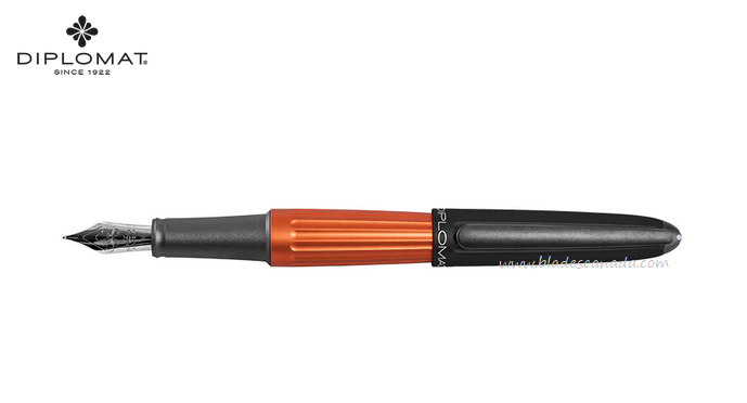 Diplomat Aero Fountain Pen, Medium Aluminum Black/Orange, 40313025