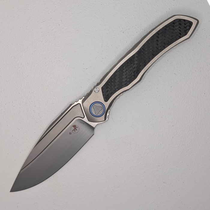 (image for) (Scratch & Dent) Microtech Anax Framelock Folding Knife, M390 Satin, Carbon Fiber/Titanium, 190C-4 CFITI