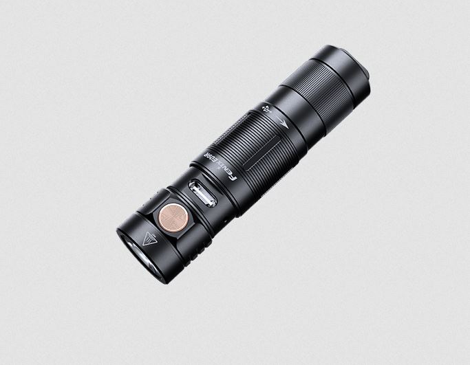 Fenix E09R Compact Rechargeable Flashlight - 600 Lumens - Click Image to Close